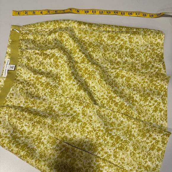 Banana Republic Floral Chartreuse Silk Pleated Skirt Size 0 Petite - Picture 4 of 6